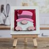 Valentine Gnome with Top Hat 02 Valentine Gnome with Top Hat 02