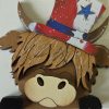 Highland Cow with Patriotic Hat 01
